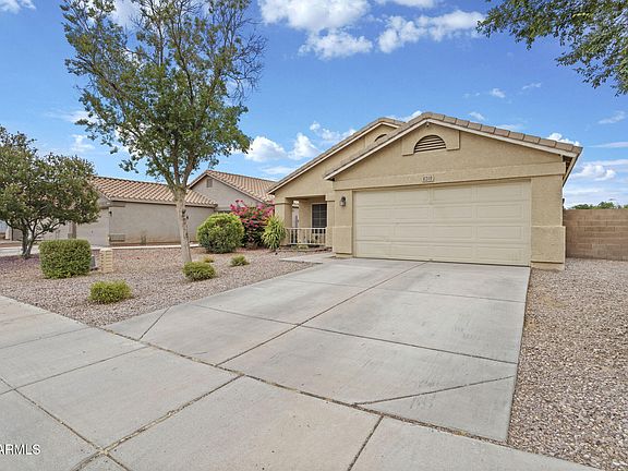 3rd image of 8219 W APACHE Street