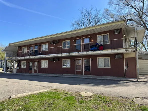 333 W State St #1, Mason City, IA 50401