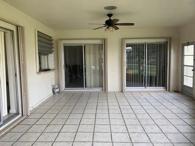 7402 NW 94th Ave — Photo 9