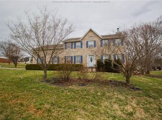 4 Maple Ln, Scott Depot, WV 25560