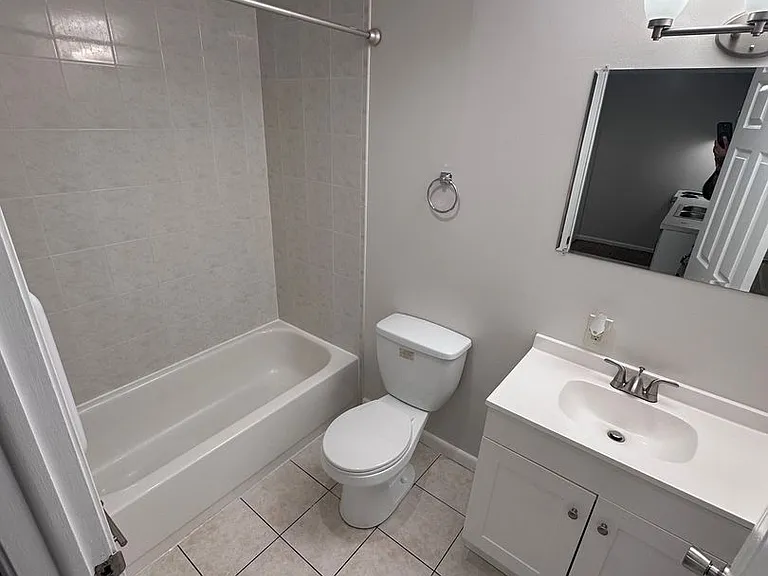 3116 Court Street — Photo 7