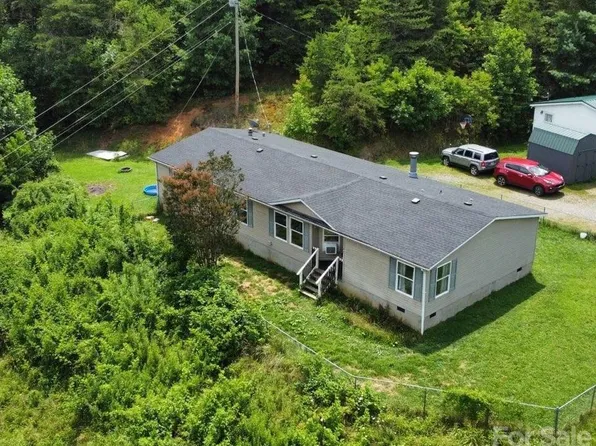 1127 Fisher Ln #1, Marshall, NC 28753