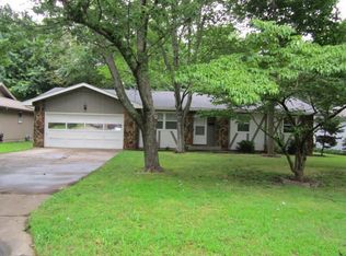 2352 S Dollison Ave, Springfield, MO 65807