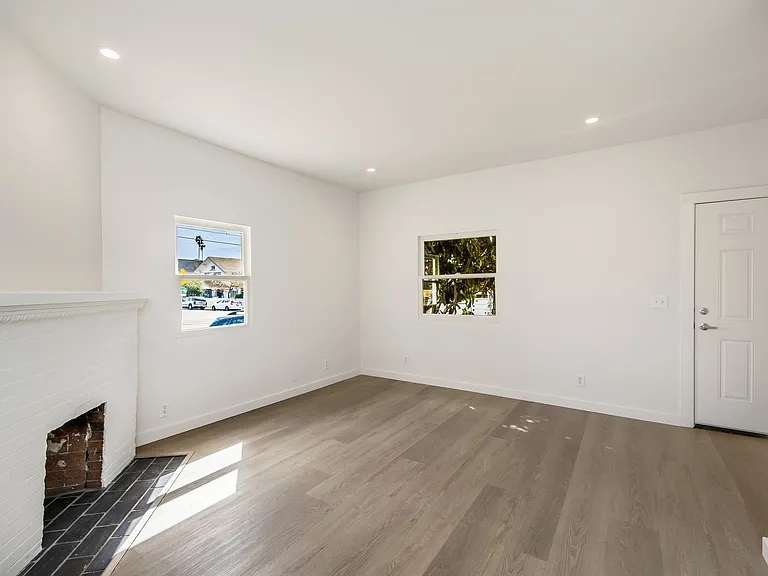 201 N Avenue 54 #201 — Photo 3