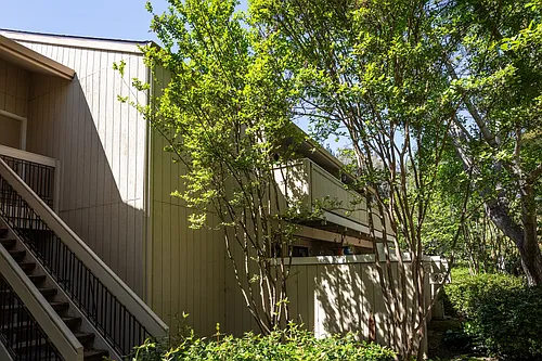 936 Kiely Blvd #D Photo 1
