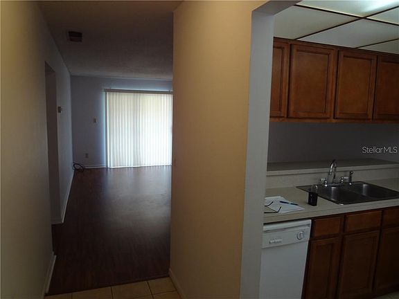 2nd image of 100 E Kentucky Ave APT J104