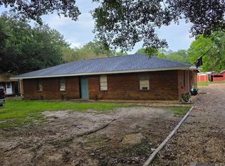 27270 Wagner Dr, Slaughter, LA 70777