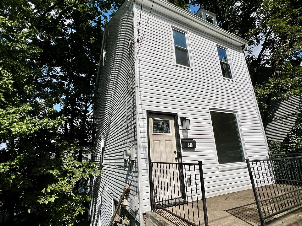 518 Griffin St