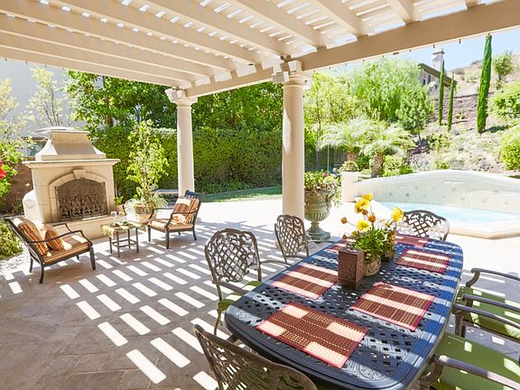Sprawling patio