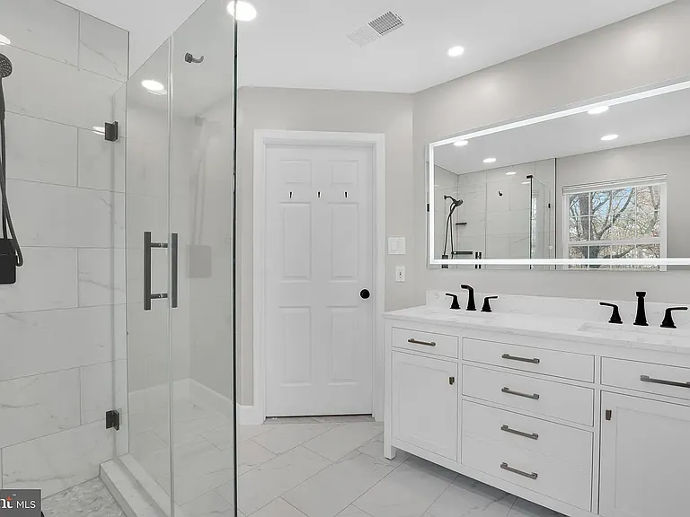 47575 Sharpskin Island Sq — Photo 46