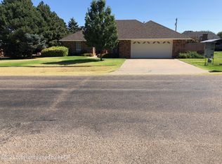 619 Skyline Dr, Borger, TX 79007
