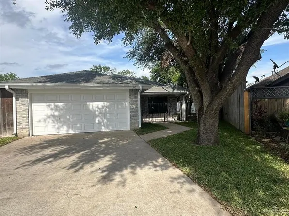 340 N 35th Ln, McAllen, TX 78501