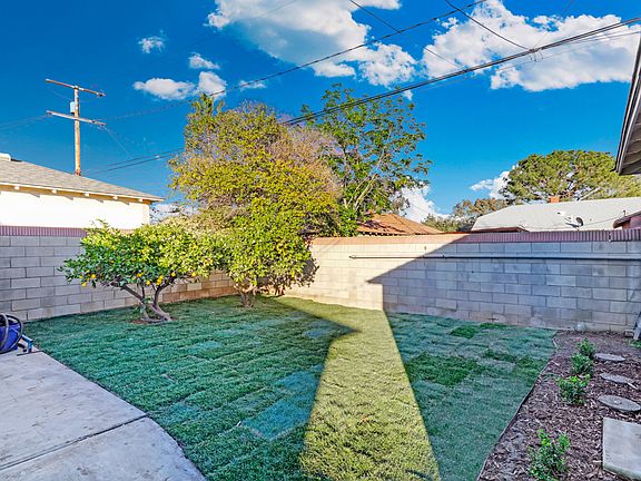 4th image of 2250 Pepperwood Ave