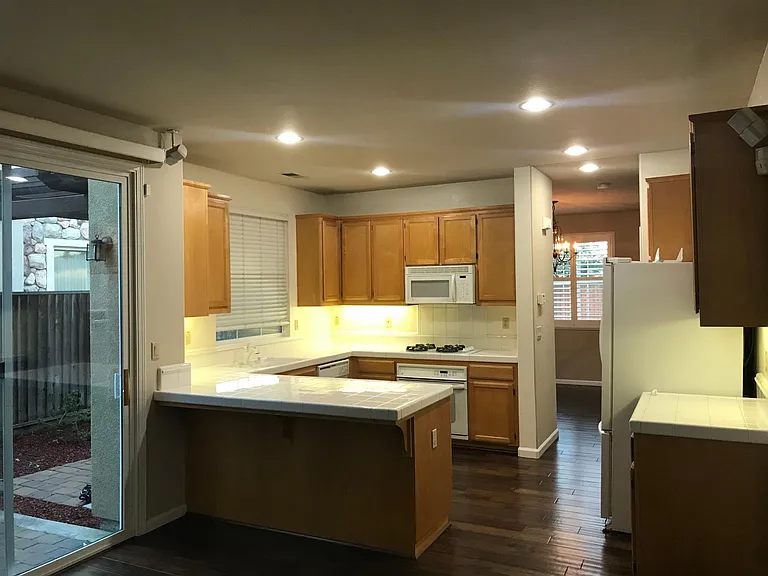 2607 Photinia Ct — Photo 14