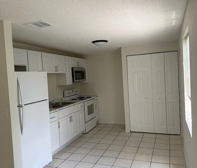 1125 62nd Avenue Dr E #2 — Photo 6