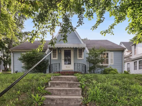 709 2nd St, Platte City, MO 64079