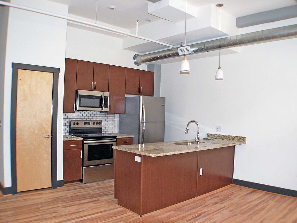 1st image of 2213 E Franklin St #2538412