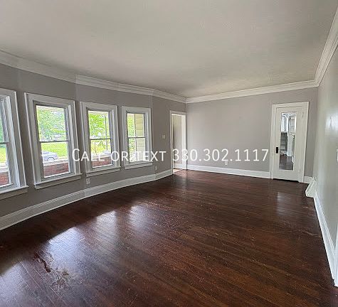 5th image of 380 Madison Ave