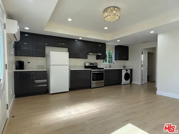 6500 Teesdale Ave, North Hollywood, CA 91606