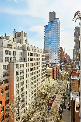 Sold by Compass | media 9