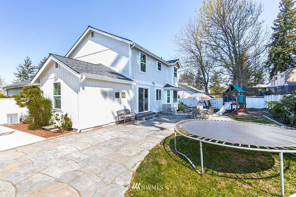 4 bed, 1840 sqft, $3,000 — Photo 2