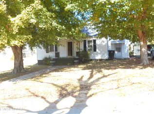326 Fisher St, Athens, TN 37303
