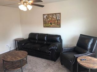 2037 Vichy Rd, Rolla, MO 65401