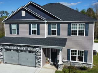 1015 Abby Leigh Ave, New Bern, NC 28562