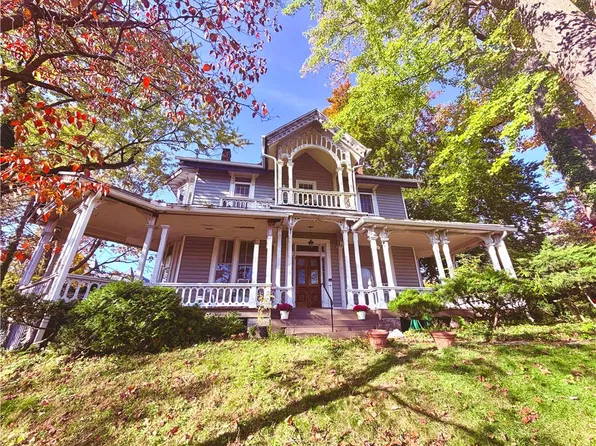 332 Clinton Ter, Easton, PA 18042
