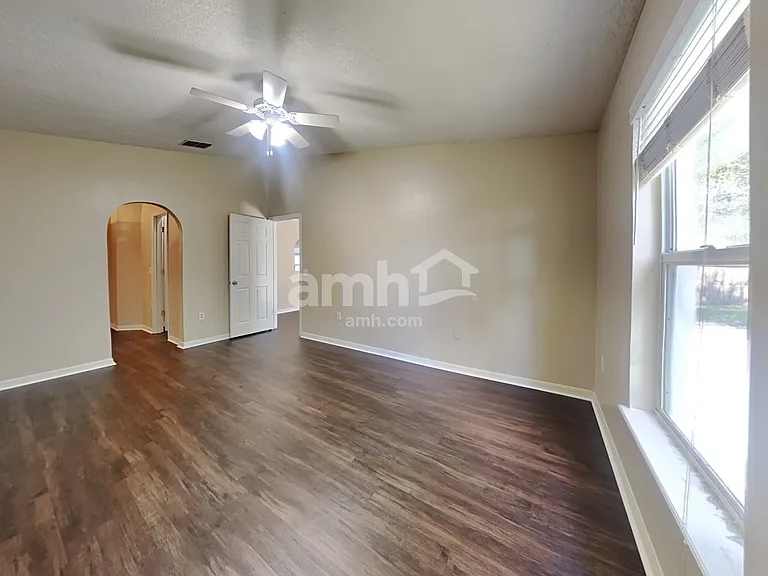 1625 Hudderfield Cir — Photo 11
