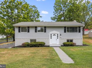 533 Central Ave, Romney, WV 26757
