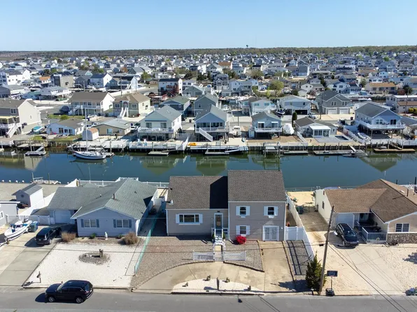 109 E Schuylkill Rd, Little Egg Harbor, NJ 08087