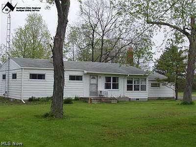 1st image of 4043-4063 W Lakeshore Dr