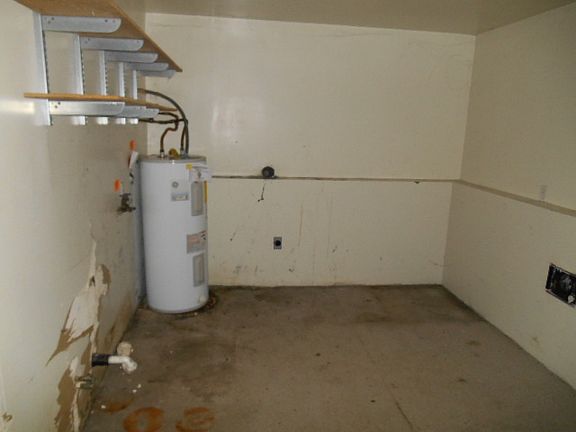 3rd image of 9616 62nd Pl SE