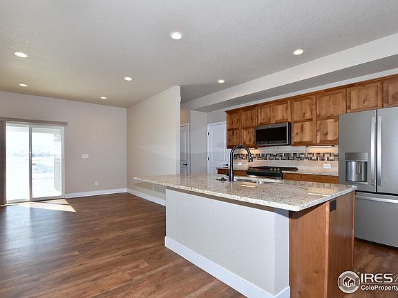 3rd image of 3304 Picasso Dr