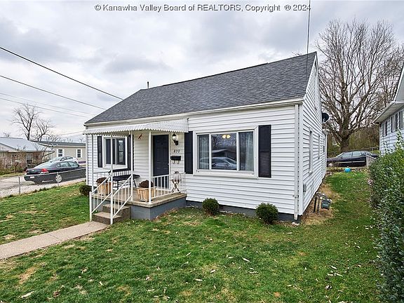 2nd image of 820 Barrett St