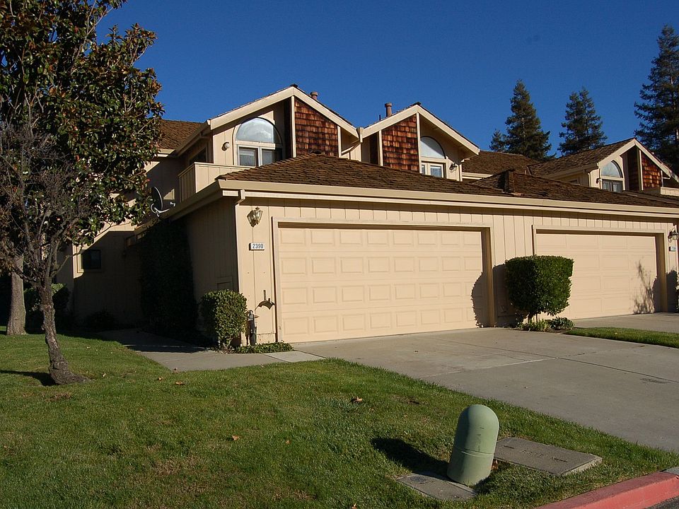 1st image of 2390 Leptis Cir