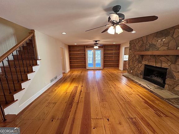 2nd image of 8518 Downs Rd