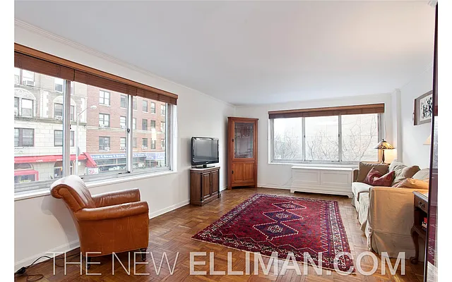 Sold by Douglas Elliman | media 20