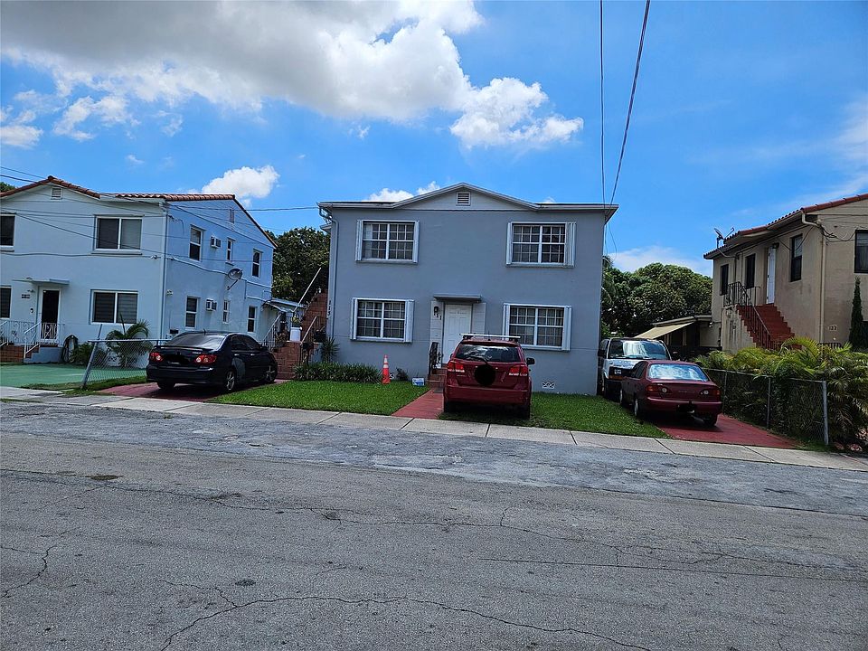 1st image of 111 SW 31st Court