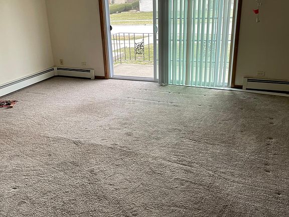 4th image of 12810 Hill Dr APT 1