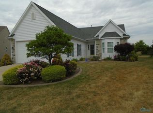7366 Harbour Light Ct, Maumee, OH 43537