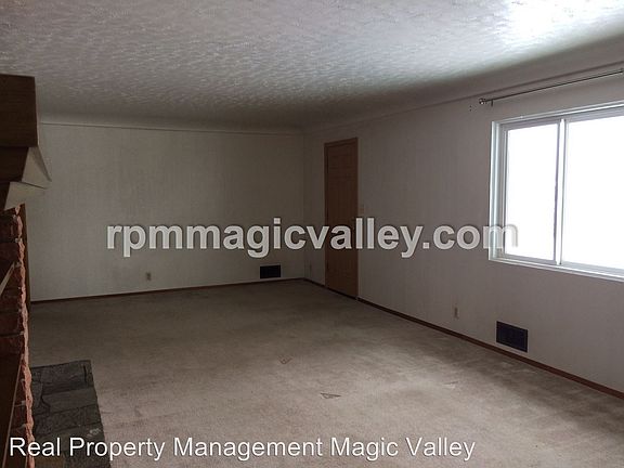 2nd image of 1409 Lawndale Dr