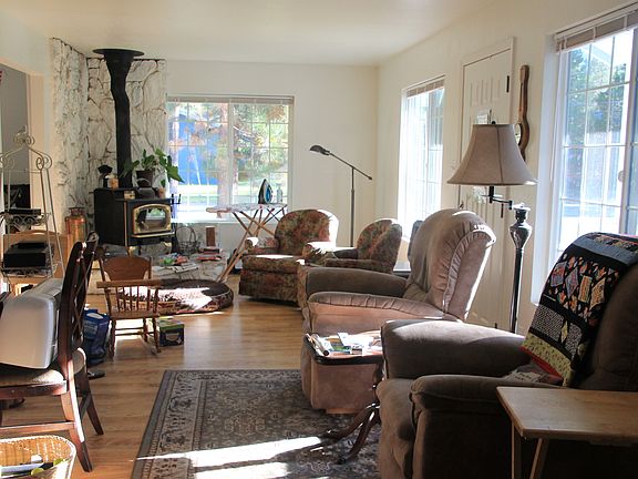 5th image of 2811 Santa Claus Dr