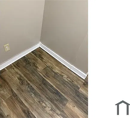 3 bed, 920 sqft, $975 — Photo 3