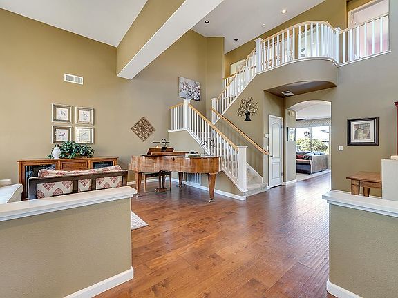 4th image of 2687 Sycamore Grove Pl