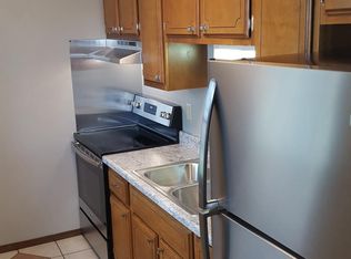 3390 Foothill Rd APT 3, Dubuque, IA 52002