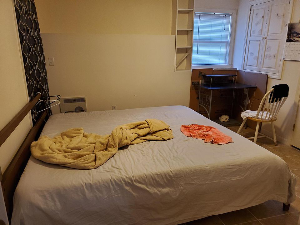 2nd image of 37 Vernon St #B