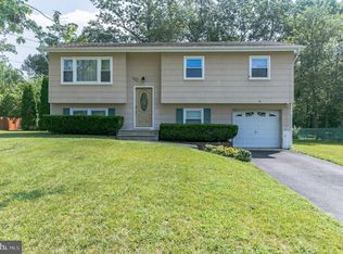40 Dogwood Dr, Jackson, NJ 08527