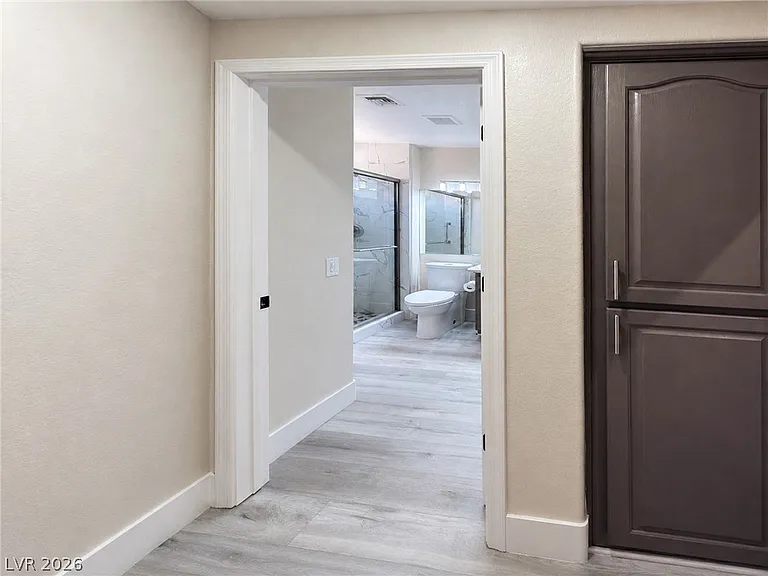 10420 Villa Ridge Dr — Photo 11
